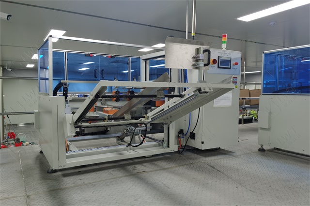 開(kāi)箱機(jī)